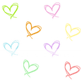 Corazones de colores dibujados a lapiz